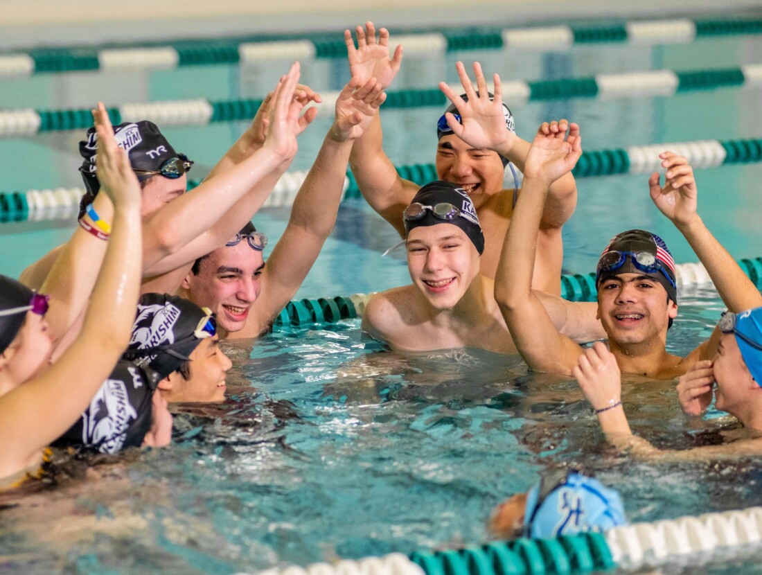 A swim team.