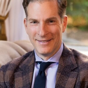 Headshot of Noah Feldman.